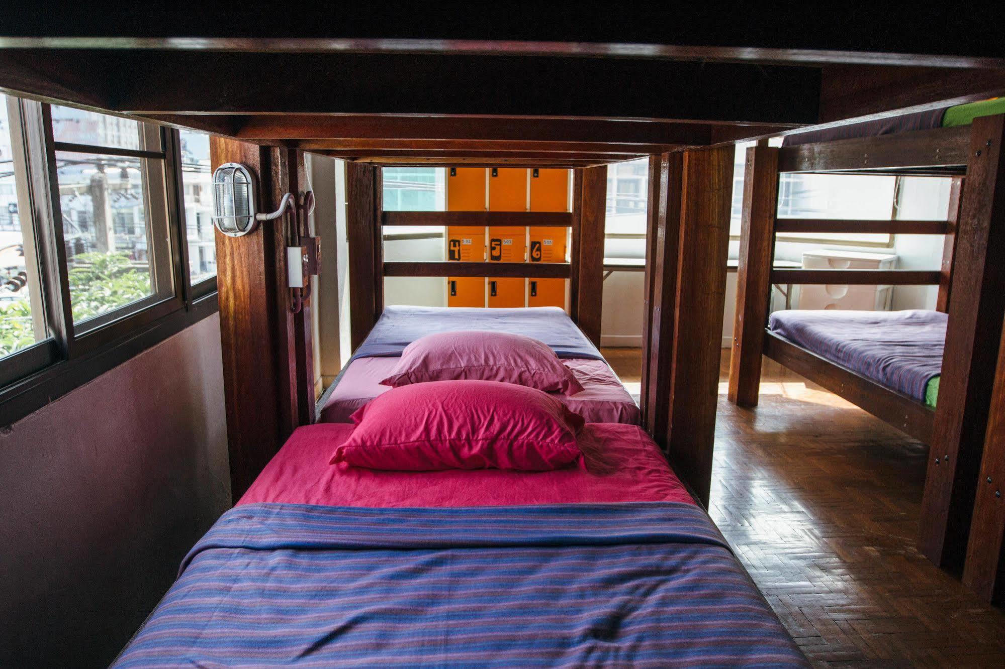 Zion Hostel Chiang Mai Exteriör bild